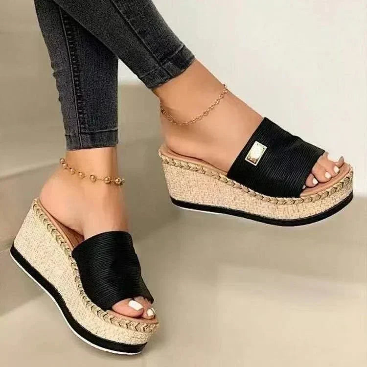 Trendy Plateau Sleehak Sandalen Dames Met Comfortzool